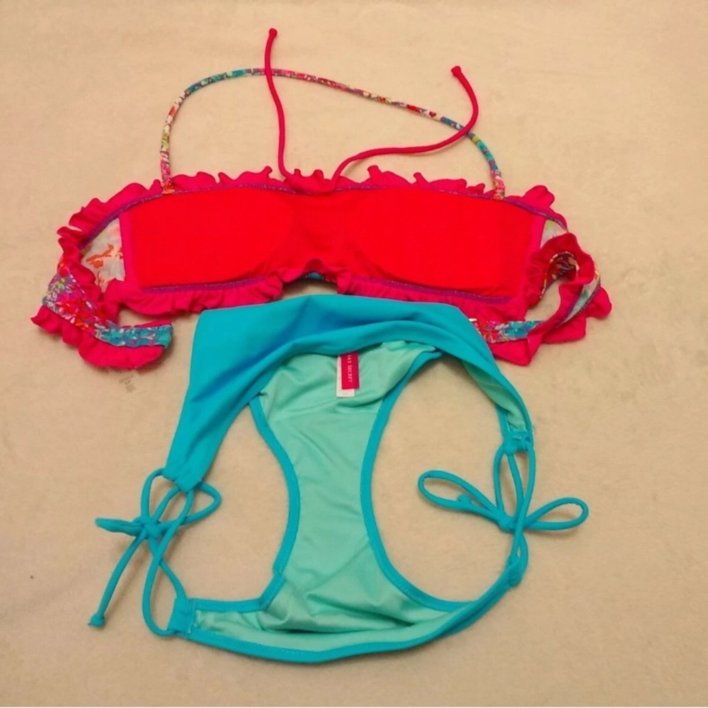 Victoria's Secret Multicolor Ruffled Bikini - Picture 11 of 12